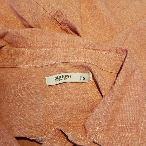 Old Navy Red Button-Up - Picture 5 of 5
